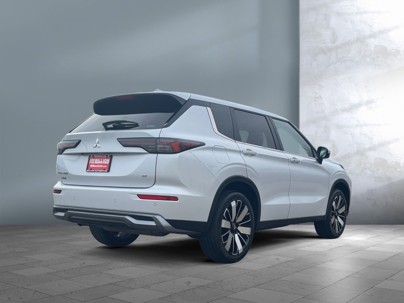 2025 Mitsubishi Outlander