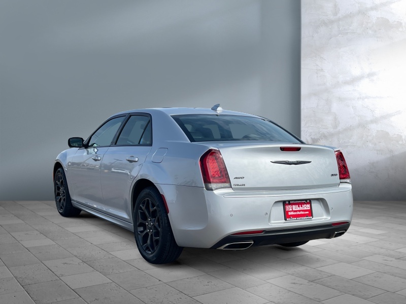 2022 Chrysler 300
