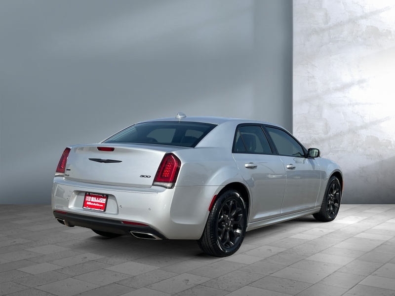 2022 Chrysler 300