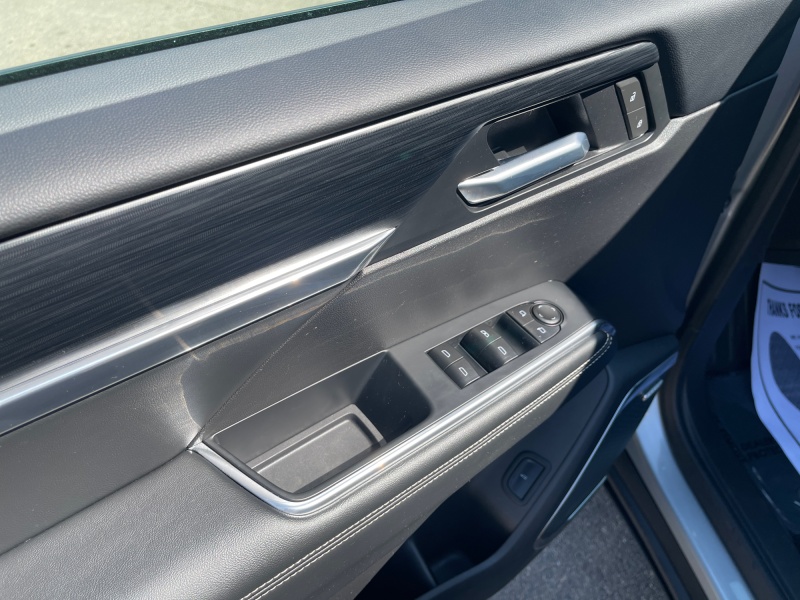 2025 GMC Acadia