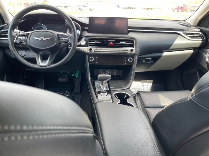 2025 Genesis G70