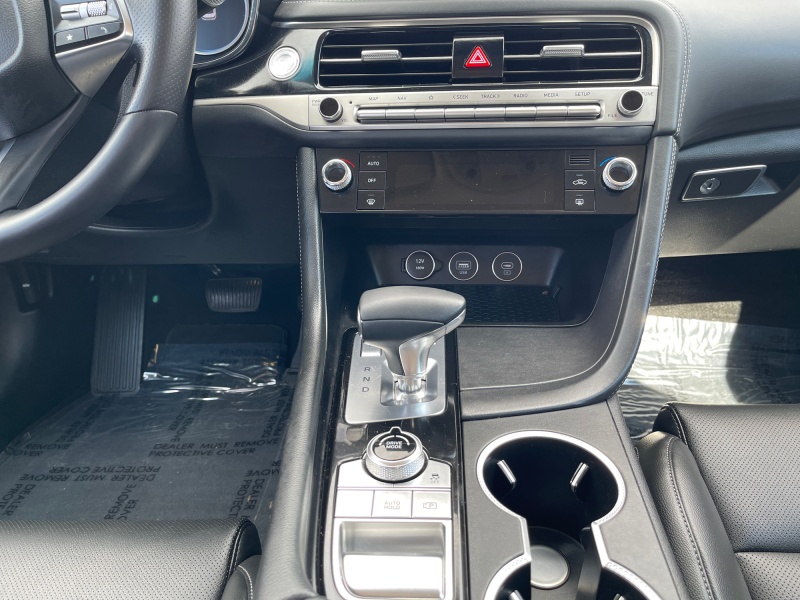 2025 Genesis G70