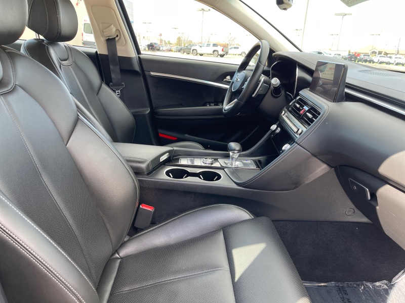 2025 Genesis G70