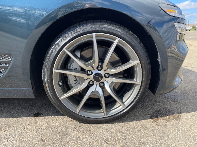 2025 Genesis G70