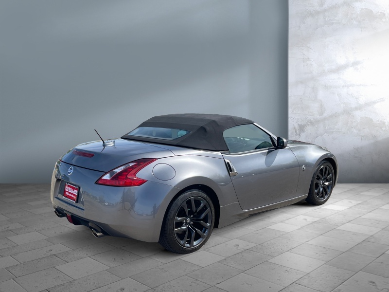 2018 Nissan 370Z Roadster
