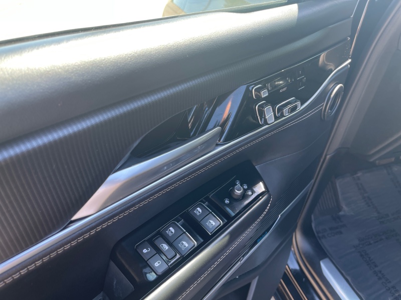 2024 Jeep Grand Wagoneer