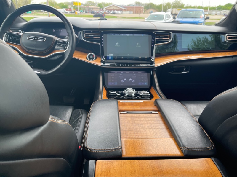 2024 Jeep Grand Wagoneer L