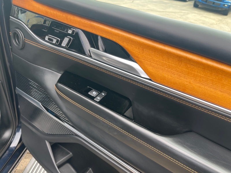 2024 Jeep Grand Wagoneer L