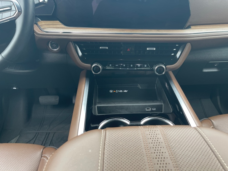2025 Chevrolet Suburban