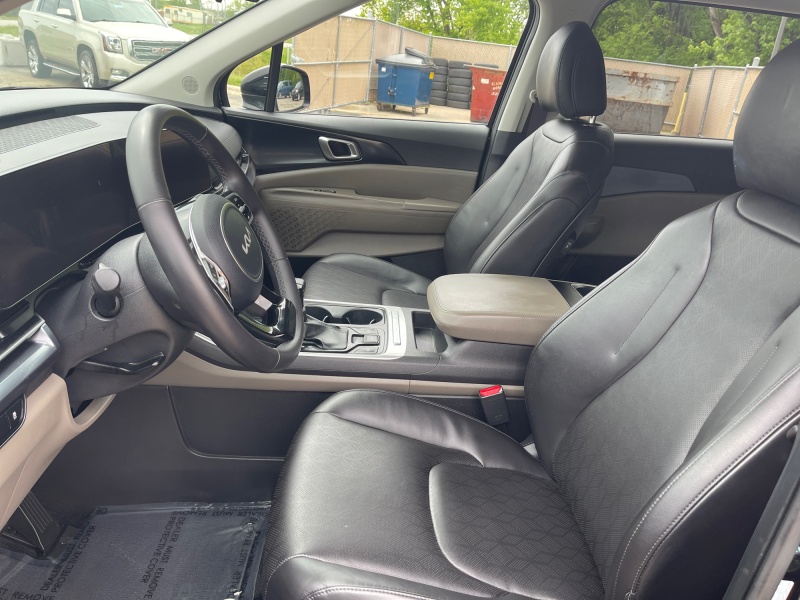 2025 Kia Carnival