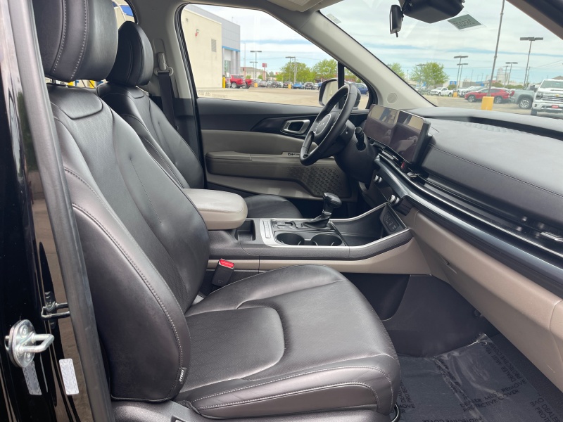 2025 Kia Carnival