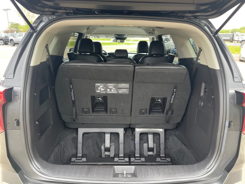 2025 Kia Carnival
