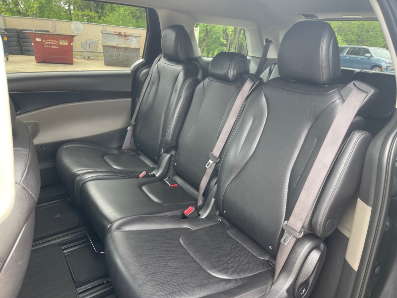 2025 Kia Carnival