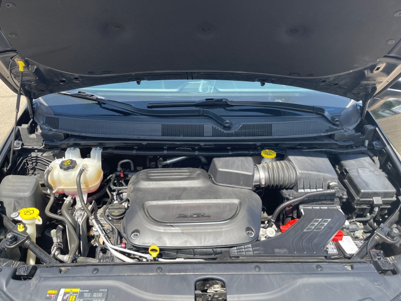 2023 Chrysler Voyager