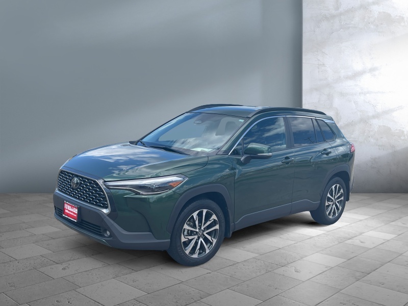 Used 2024 Toyota Corolla Cross XLE Crossovers
