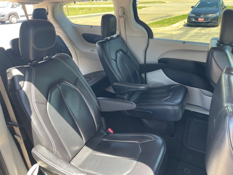 2022 Chrysler Pacifica
