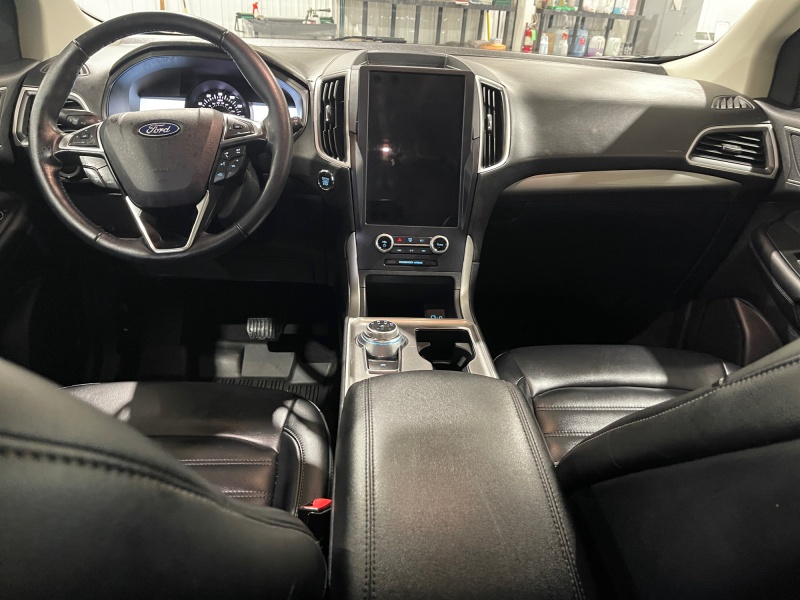 2023 Ford Edge