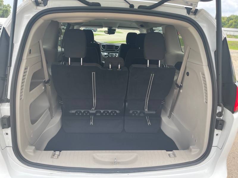 2024 Chrysler Voyager