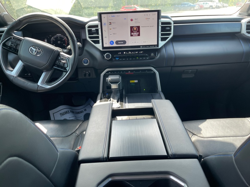 2024 Toyota Sequoia