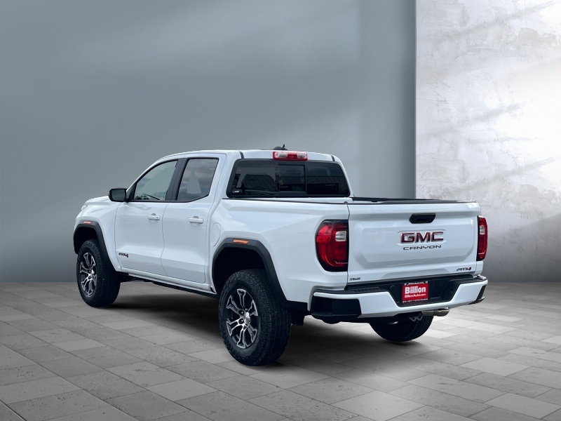 2024 GMC Canyon