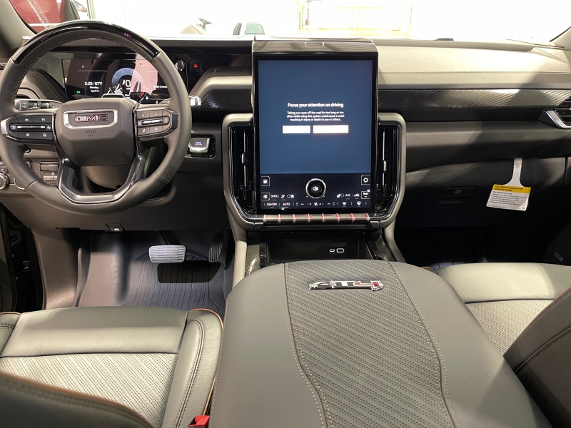 2025 GMC Yukon