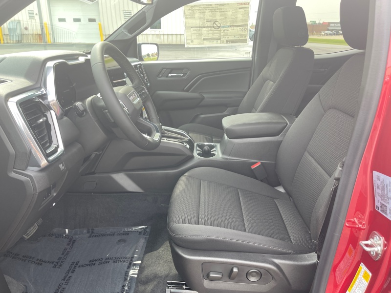 2025 GMC Canyon