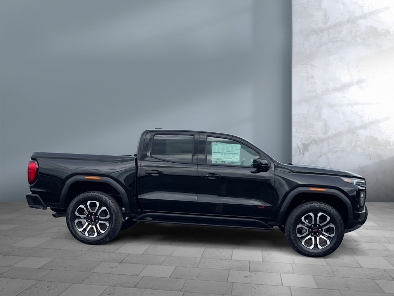 2025 GMC Canyon