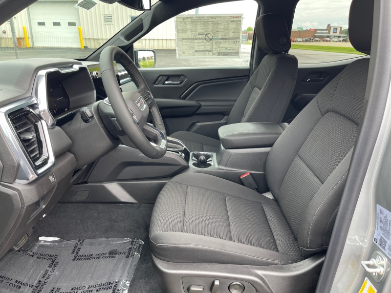 2025 GMC Canyon