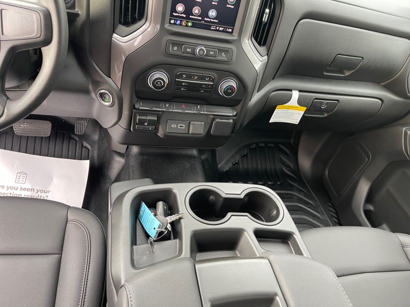 2024 Chevrolet Silverado 3500HD CC