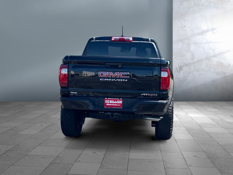 2025 GMC Canyon