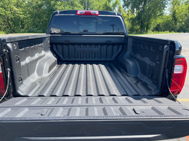 2025 GMC Canyon