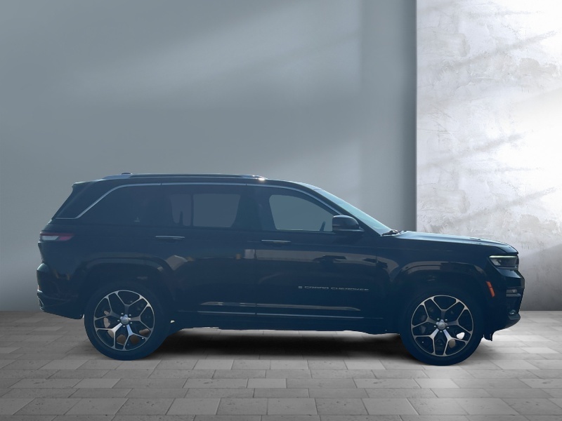 2022 Jeep Grand Cherokee