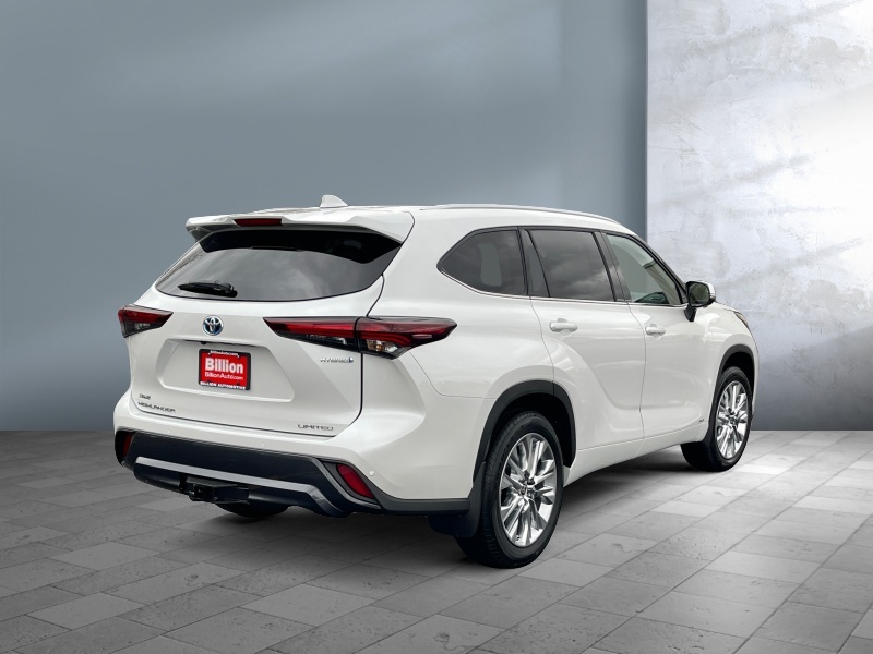 2024 Toyota Highlander