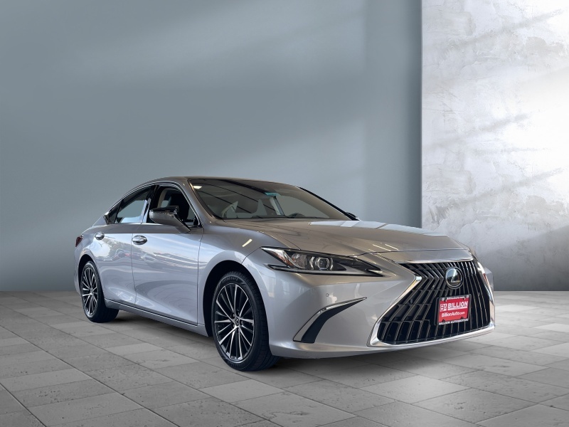 2022 Lexus ES