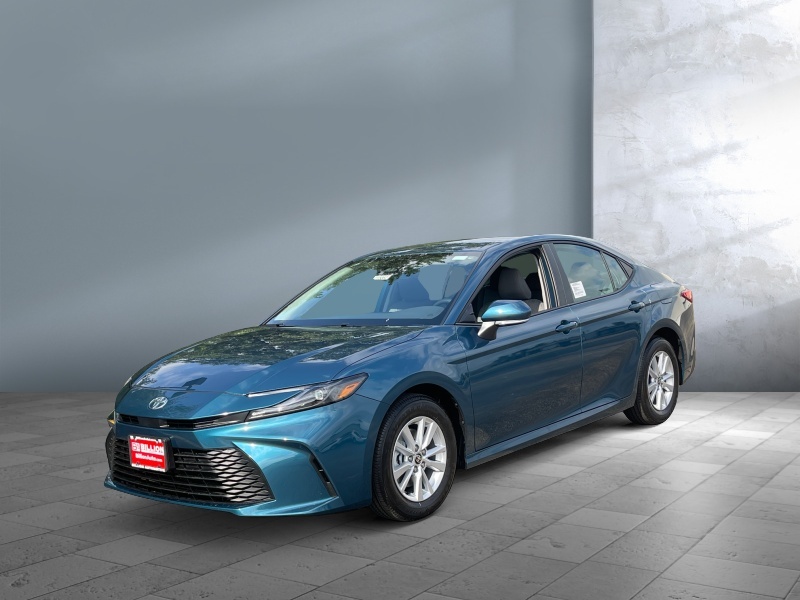 New 2025 Toyota Camry LE Car
