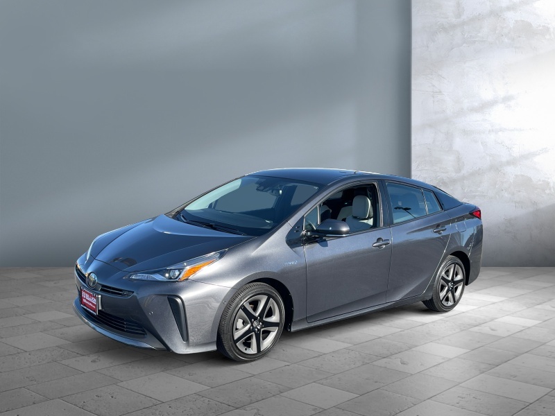Used 2020 Toyota Prius XLE Car