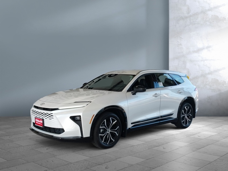 New 2025 Toyota Crown Signia  Cars