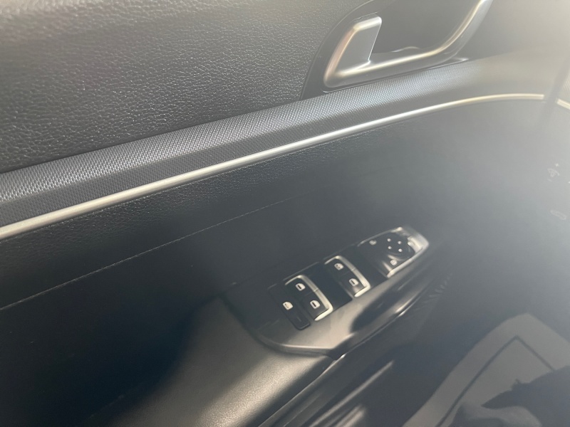 2023 Kia K5
