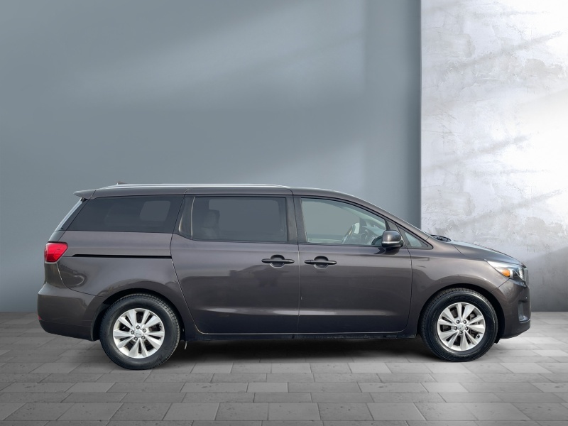 2016 Kia Sedona