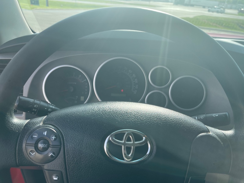 2013 Toyota Tundra 4WD Truck