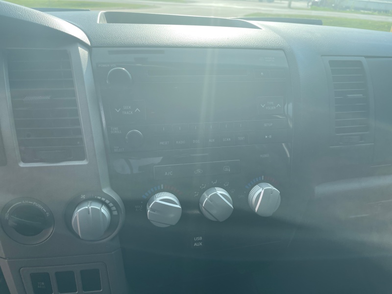 2013 Toyota Tundra 4WD Truck