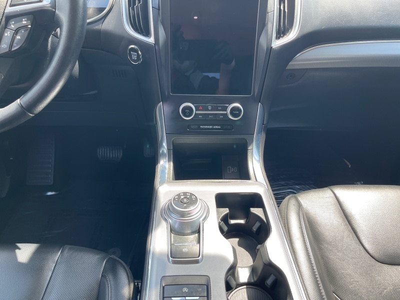 2021 Ford Edge