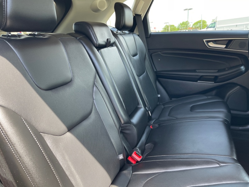 2021 Ford Edge