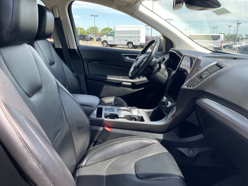 2021 Ford Edge