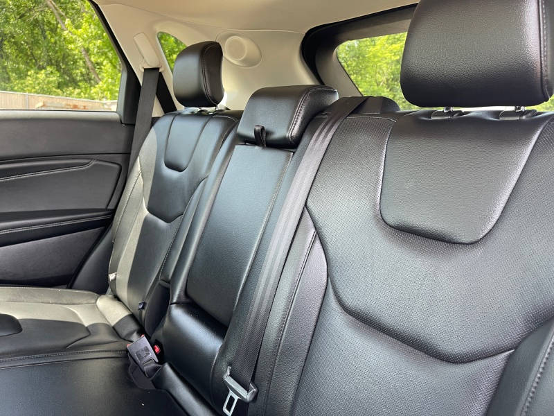 2021 Ford Edge