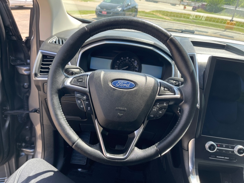 2021 Ford Edge