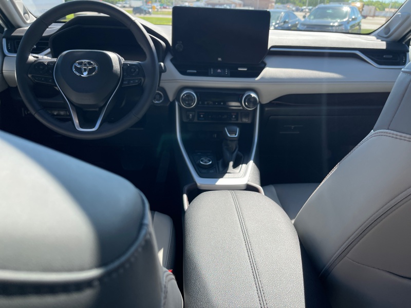 2025 Toyota RAV4