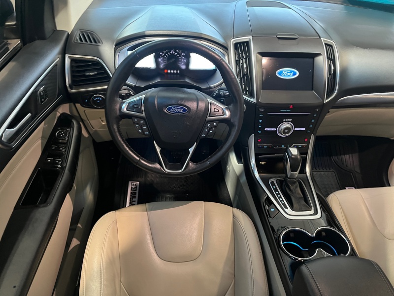 2017 Ford Edge