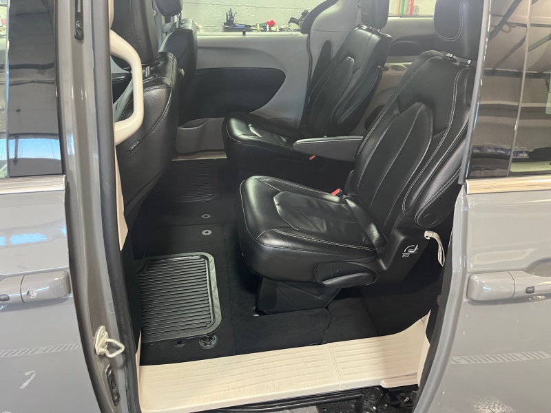 2022 Chrysler Pacifica
