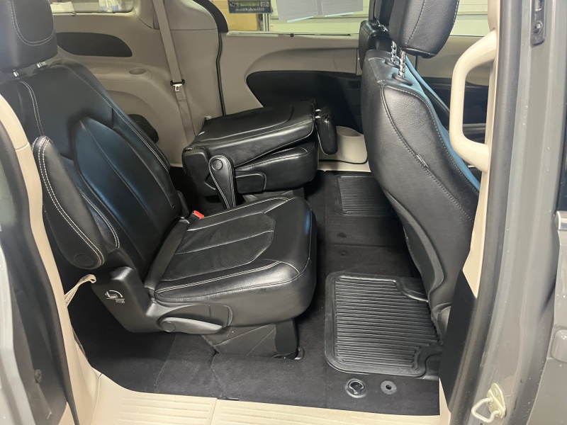 2022 Chrysler Pacifica